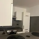 2 Rooms Airport Apartment